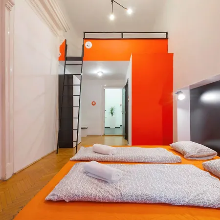 Adagio Hostel 2.0 Basilica-2